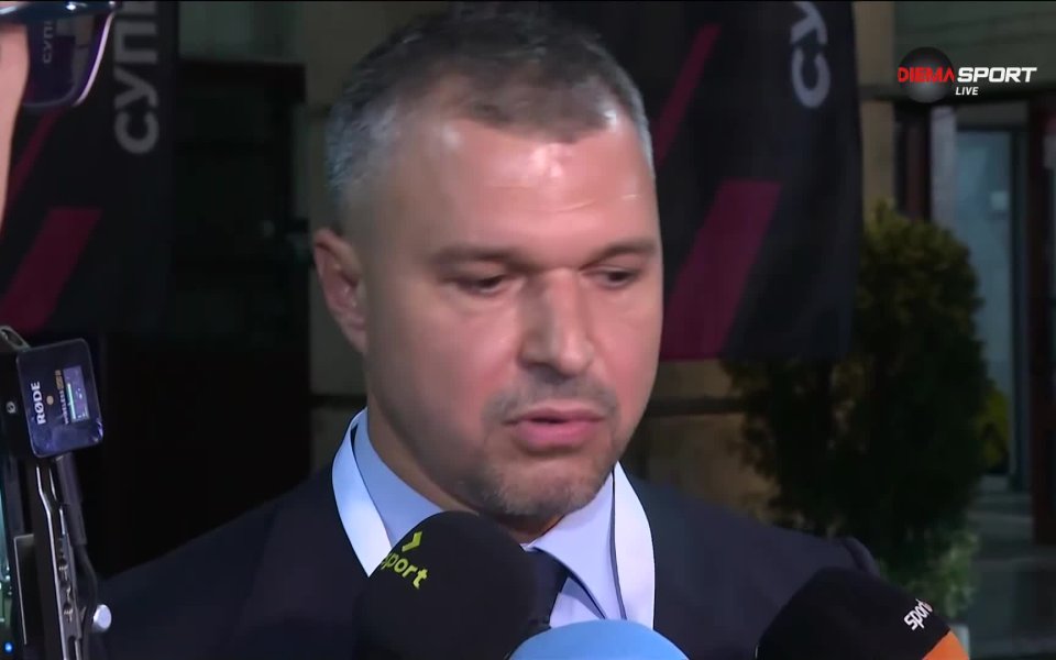 Валери Божинов към Левски: Горе главите, има и такива звучни шамари