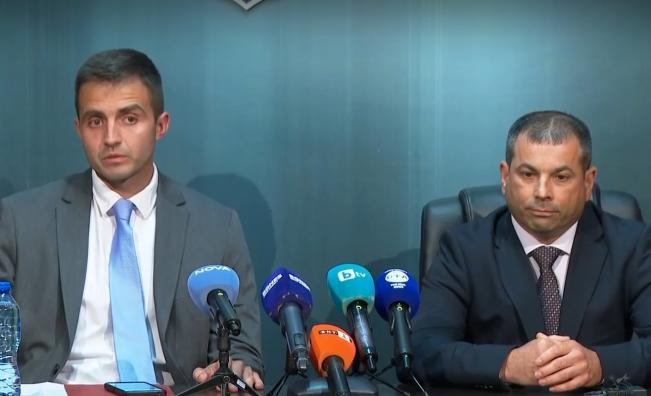 Палежите на автомобили в София били за рекет на застрахователи