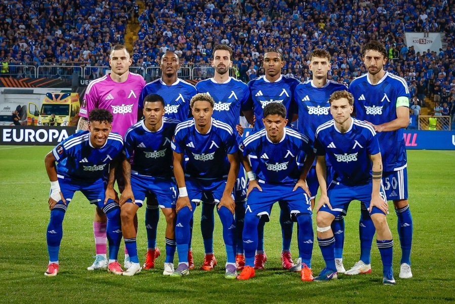 Lewski Левски Залцбург1