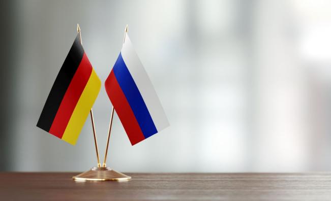 Кремъл открито предложи икономическо сътрудничество на крайнодясната АзГ преди изборите в Германия