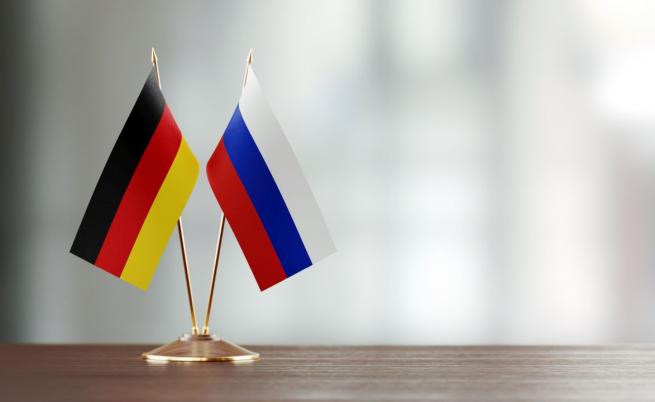 Кремъл открито предложи икономическо сътрудничество на крайнодясната АзГ преди изборите в Германия