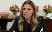 Външният министър Велислава Петрова: Инцидентите с корабите показват разширяване на конфликта в Черно море