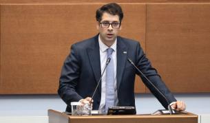 <p>България чака 1,8 млрд. евро по ПВУ: Пеканов обяви кога може да дойдат средствата</p>