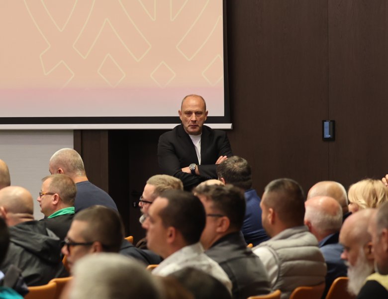 общо събрание бфб тити папазов1