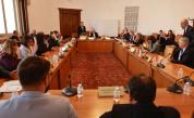 Променят приема на ученици с хронични заболявания
