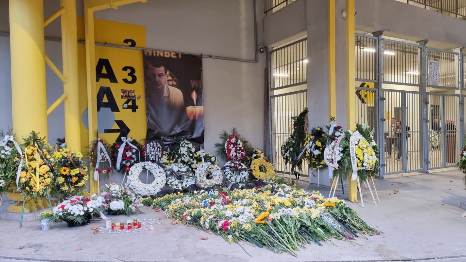 Траурна церемония на стадион Христо Ботев в памет на Илиян1