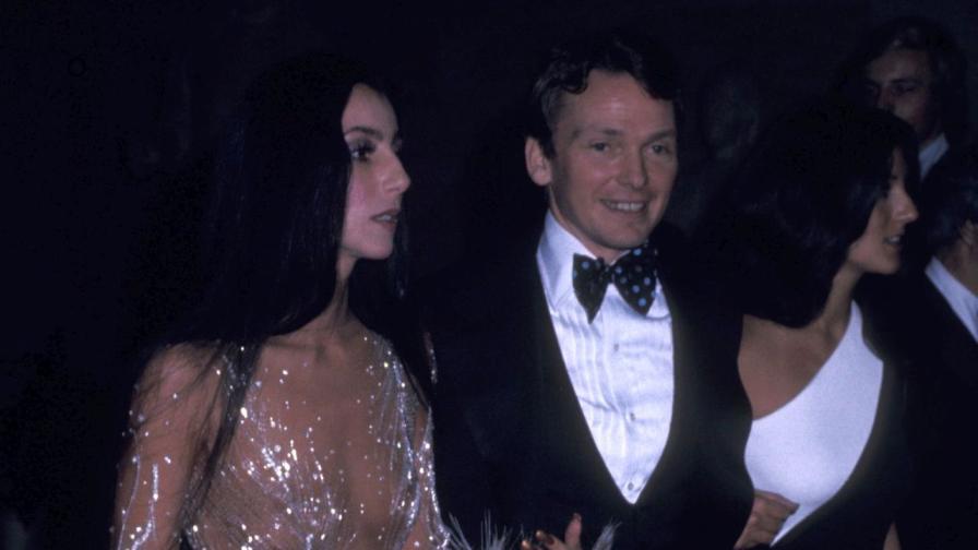 Шер разкри „тайната“ зад емблематичната си прозрачна рокля от Met Gala през 1974 г.