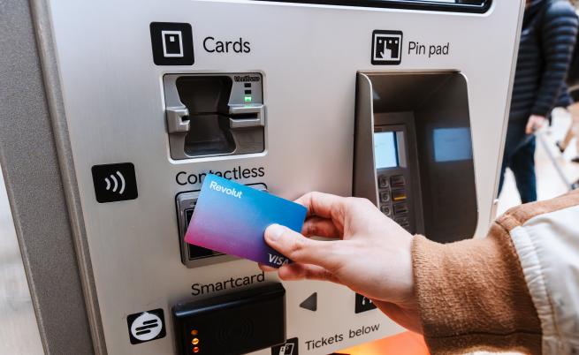 Сривът в Google Cloud блокира Revolut: Парите са на сигурно място, но достъпът до тях не е