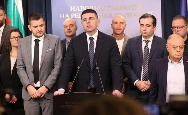 ДБ поиска оставките на шефа на НСО и Михаела Доцова след случая „Колтуклиева“
