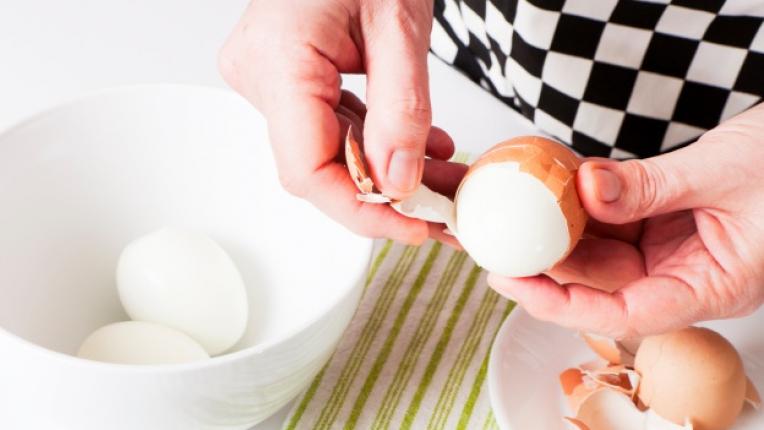 яйца белене на яйце