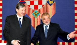Хърватският президент Стипе Месич (д) и словенският му колега Данило Турк