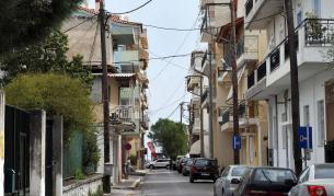 В Гърция глобяват, ако направиш балкона си на стая