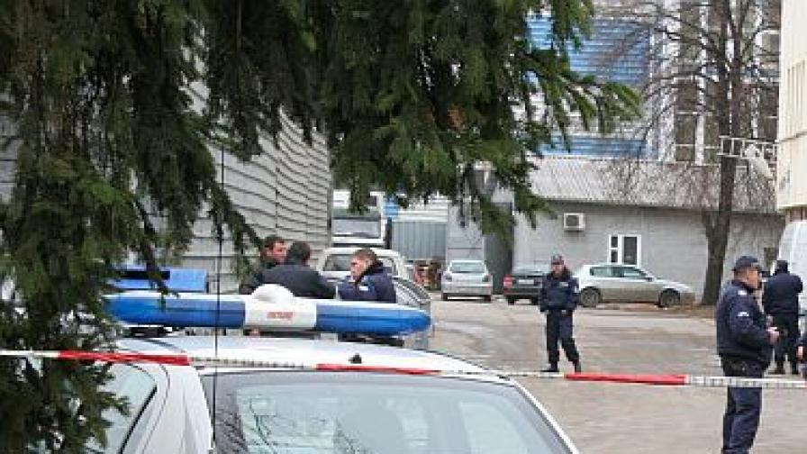 Разследват двойно убийство в Кюстендил