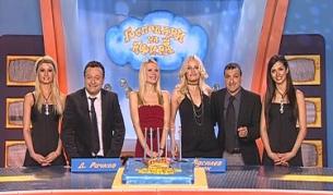 Яна в напреднала бременност на шестия рожден ден на "Господари на ефира"