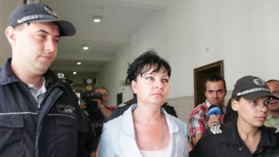 Уволниха скандалната председателка на Административния съд във Варна Анелия Цветкова 
