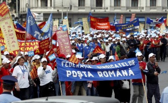 Хиляди румънци поискаха спешни антикризисни мерки 