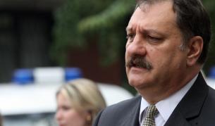 Министър Желев посети Магдалена в Благоевградската болница.