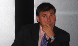 Иван Кръстев