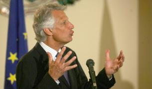 Бившият френски премиер Доминик дьо Вилпен призова за категорични действия по отношение на корупцията у нас