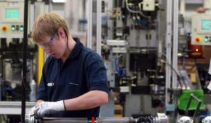 Рецесията в Еврозоната леко е отслабнала през юни