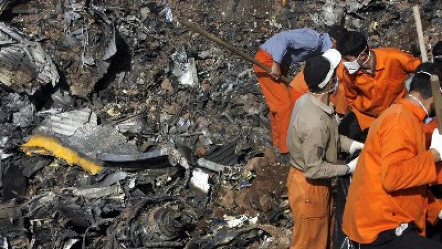 Все още не е ясна причината за самолетната катастрофа в Иран 