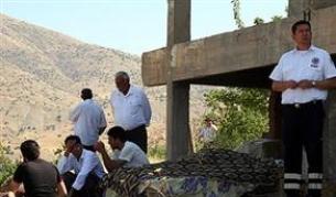 Близки на убитите в село Караали