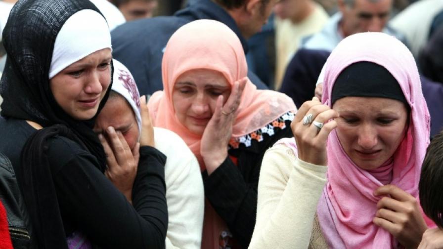 Прди 10 дни в мемориала в Сребреница в Бонса бяха погребани останките на още 534 разпознати от общо 8-те хиляди, убити от сърбите