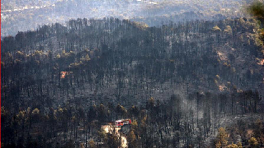 Горски пожари избухнаха и в Испания, в района на Тарагона и Саламанка. На 21 юли четирима пожарникари загинаха, а други двама пострадаха сериозно в борбата с огнената стихия