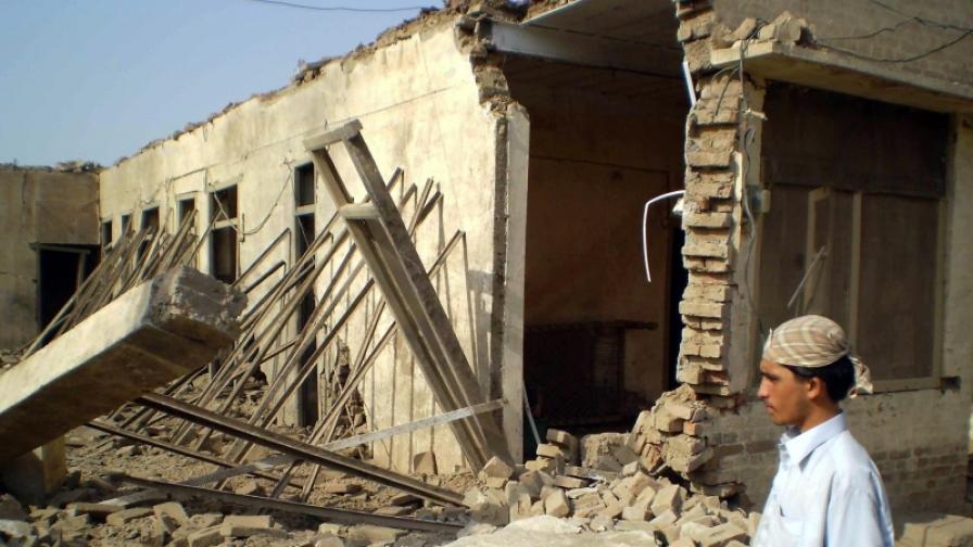 След атака срещу талибаните в Южен Вазиристан в Пакистан (снимка от 308.2009)