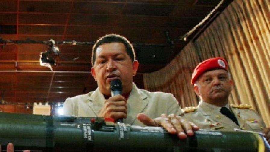 Чавес заплаши САЩ с руски танкове