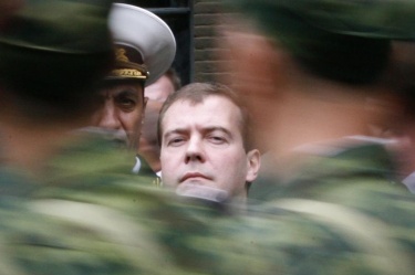 Медведев: Армията с повече намеси извън Русия