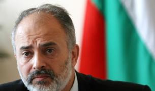 Тотю Младенов