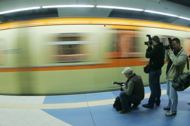 Почина пострадалият в метрото клошар