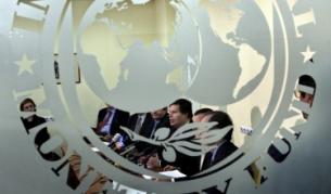 МВФ: Инвеститорите няма да се върнат скоро в България