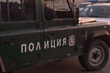 Нападнаха двама със сатъри в "Зона Б-5"