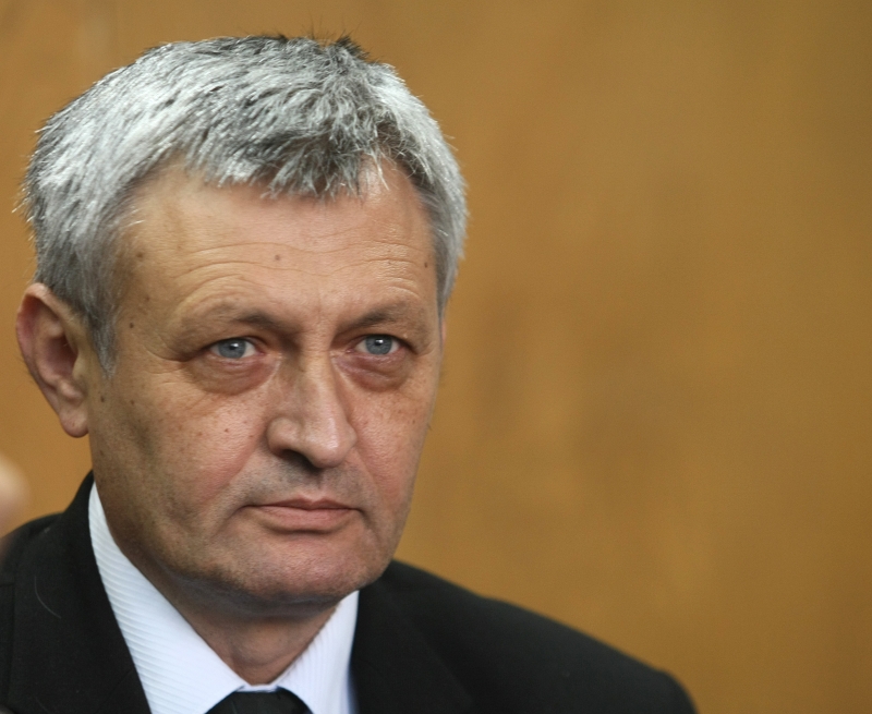 Край на опашките на Кулата