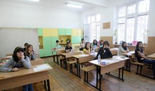 154 повече средищни училища