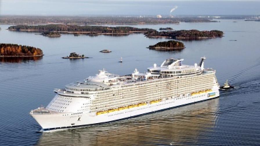 Oasis of the Seas е най-големият и луксозен круизен кораб в света