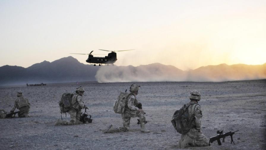 Британсктите и другите хеликоптери на НАТО са недостатъчни за бойните действия в Афганистан
