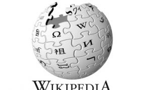 "Уикипедия" губи авторите си