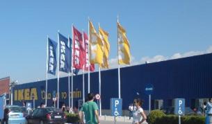 Българи, сърби и румънци пазаруват по-малко в Солун