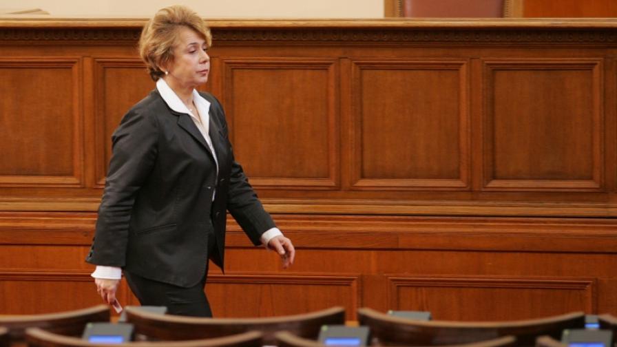 Масларова не иска да член, щом не е председател