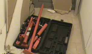 Част от инструментариума, използван от обирджиите, на които Тони Костадинов е подавал данни.