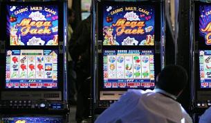 Терапевти: Хазартът става бич за българите