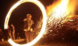 Един от основните елементи в обредността на Сирни Заговезни е ритуалното палене на огън