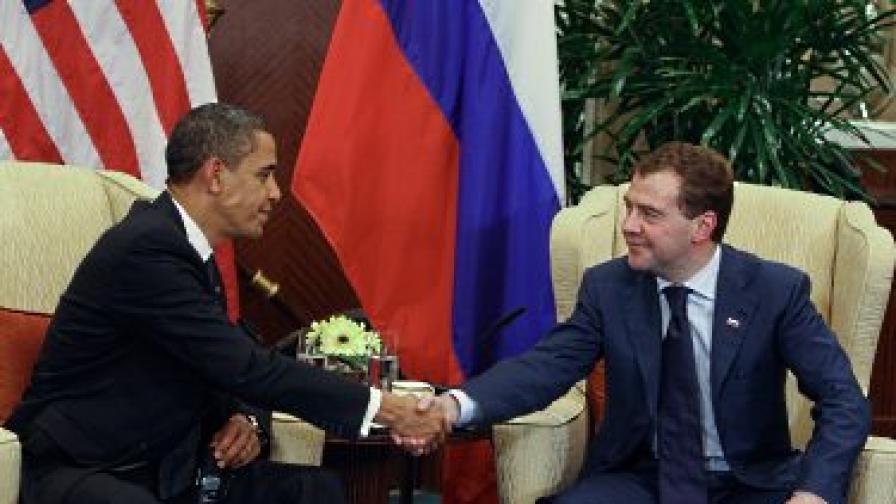 Обама и Медведев през ноември 2009 г.