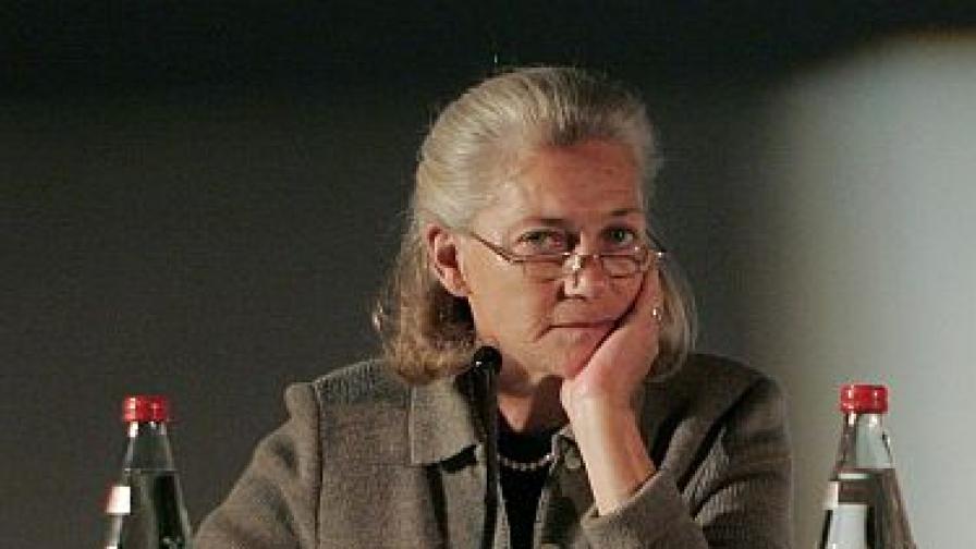 Елизабет Бадентер