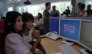 Служителки в офис на телефон 112