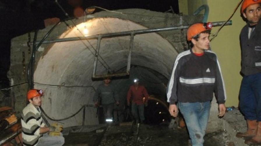 13 миньори загинаха в Турция
