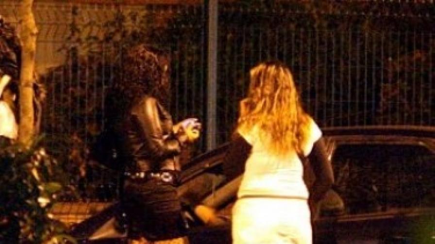 По 22 г. за сводници, убили наша проститутка във Франция